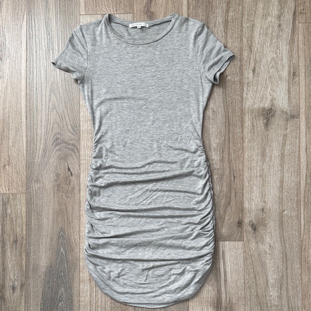 ANTISTAR Women’s Junior Girl NEW Gray Ruched Short Sleeve Dress Size XS